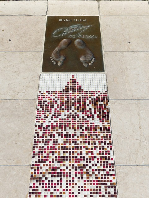 尤为重要 尤为重要