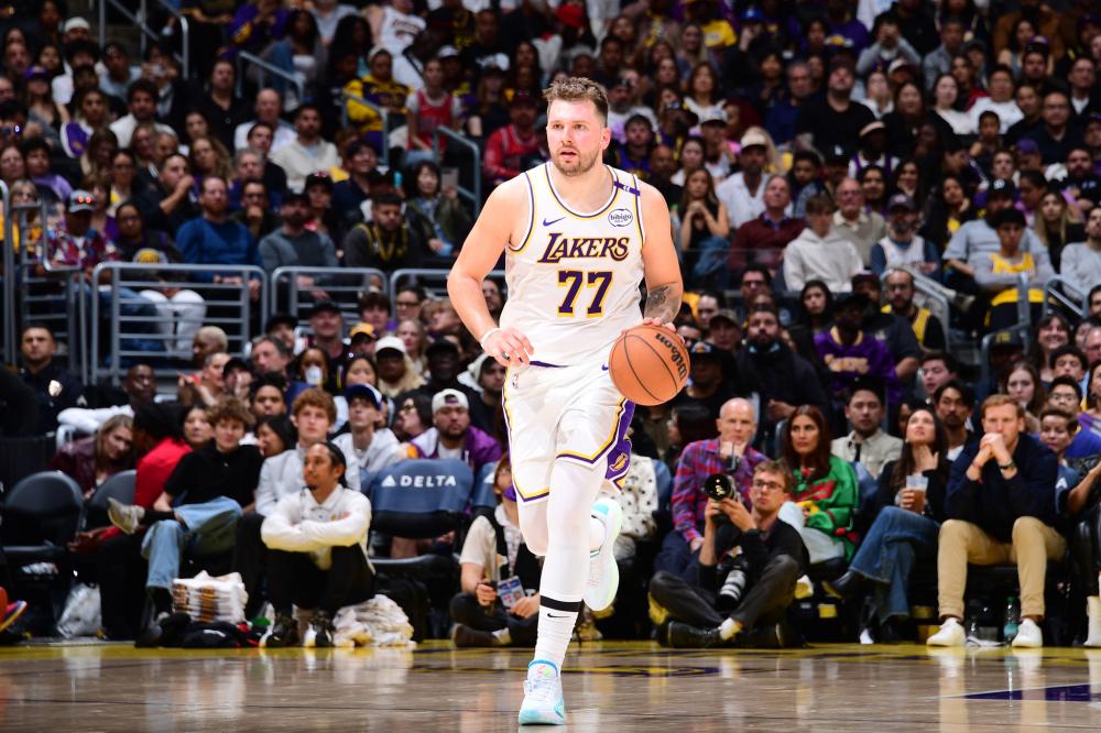 是果断拍篮 是果断拍篮